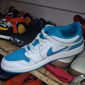 Nike Men's Teal and White Sneakers